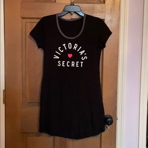 VICTORIA’s SECRET Nightshirt